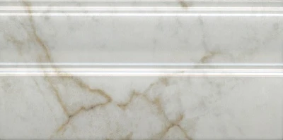 Плинтус Серенада белый глянцевый обрезной 30x15x1,7